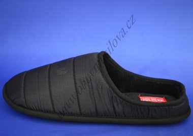 Pantofle oteplené BIG STAR KK174361 BLACK
