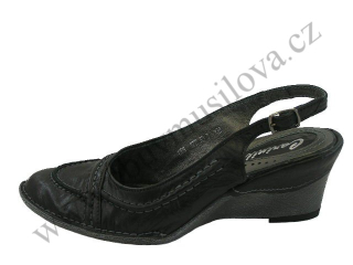Obuv Carinii L 172 černá